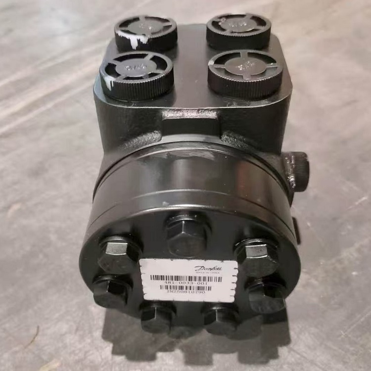 151902000040C 液压转向器